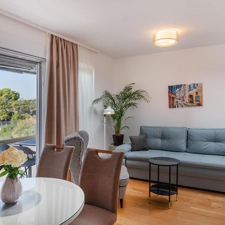 Solu Apartment 普罗马尼亚 外观 照片