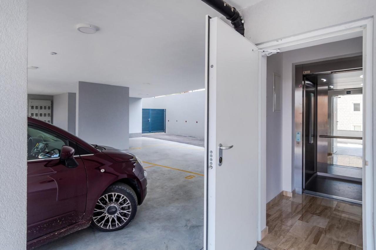 Solu Apartment 普罗马尼亚 外观 照片